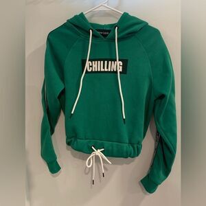 New Look Green Cropped Hoodie with Relaxed Fit